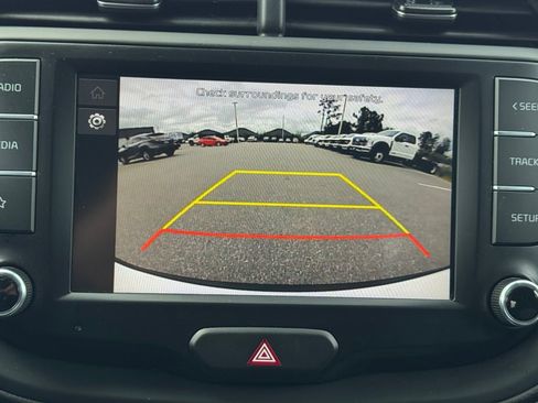 Used 2023 Kia Soul LX FWD image 25