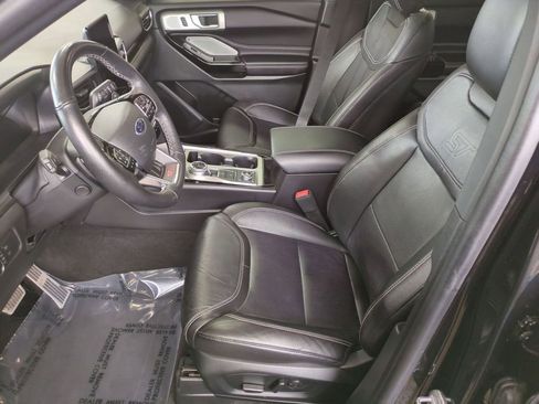 Used 2022 Ford Explorer ST w/ Equipment Group 401A image 12