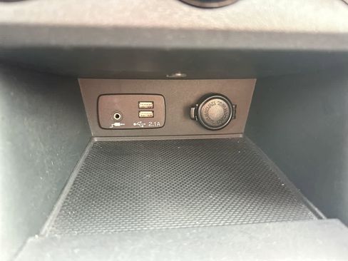 Certified 2023 Subaru Crosstrek 2.5i Limited image 32