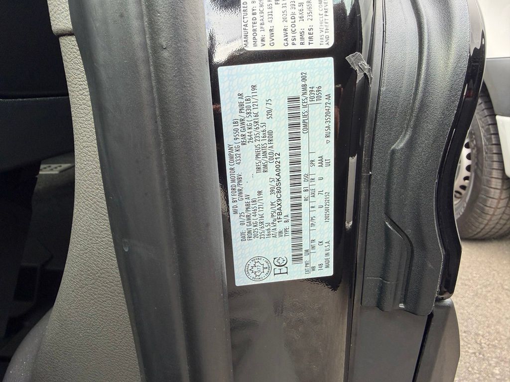 Used 2025 Ford Transit 350 XL AWD/4WD image 31