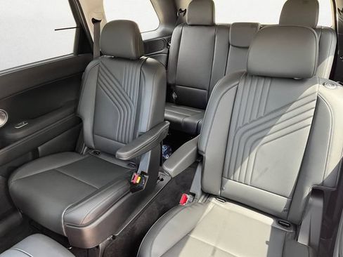 Certified 2026 Hyundai Palisade SEL FWD image 15
