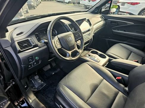 Used 2023 Honda Passport EX-L image 16