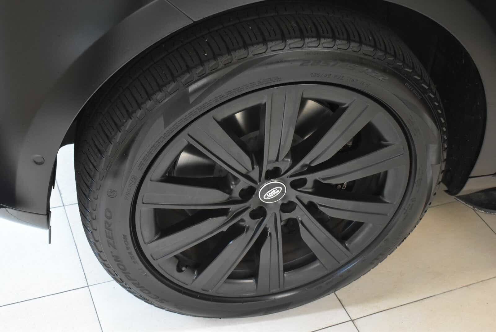 Used 2023 Land Rover Range Rover Long Wheelbase SE AWD/4WD image 35