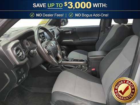 Used 2021 Toyota Tacoma TRD Off-Road image 14