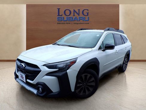 Used 2025 Subaru Outback Limited AWD/4WD image 1