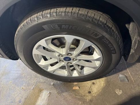 Used 2022 Ford Escape SE AWD/4WD image 7