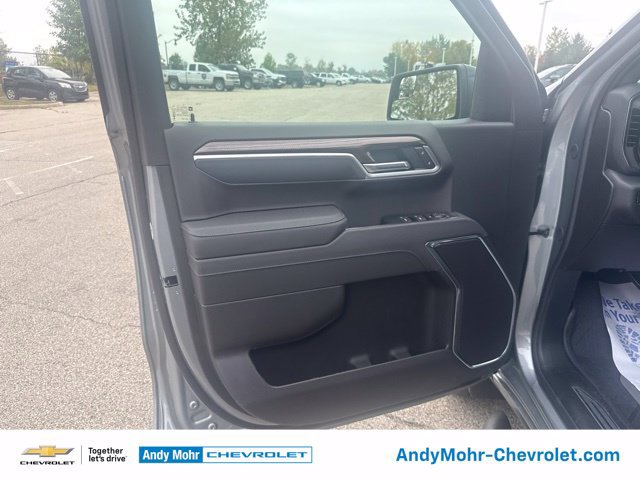 New 2026 Chevrolet Silverado 1500 RST w/ RST Select Package AWD/4WD image 13
