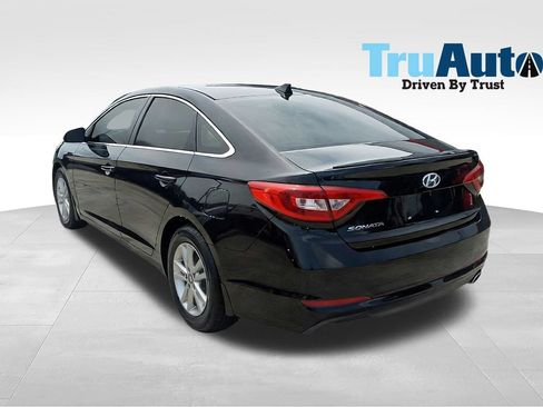 Used 2017 Hyundai Sonata SE FWD image 5