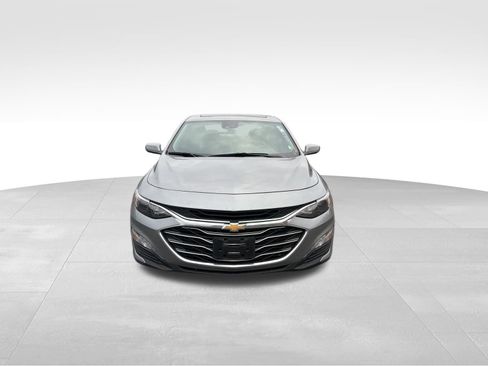 Used 2024 Chevrolet Malibu LT image 2
