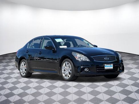 Used 2012 INFINITI G37 x w/ Premium Pkg image 6