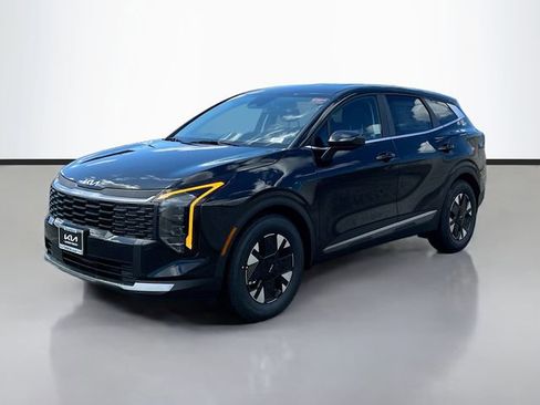 New 2026 Kia Sportage LX FWD image 3