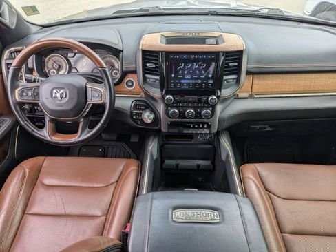 Used 2022 RAM 1500 Limited w/ Body Color Bumper Group AWD/4WD image 17