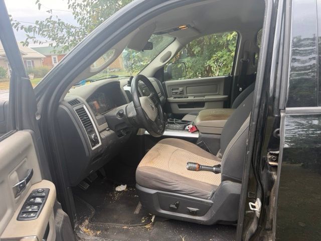 Used 2012 RAM 1500 Lone Star RWD image 3