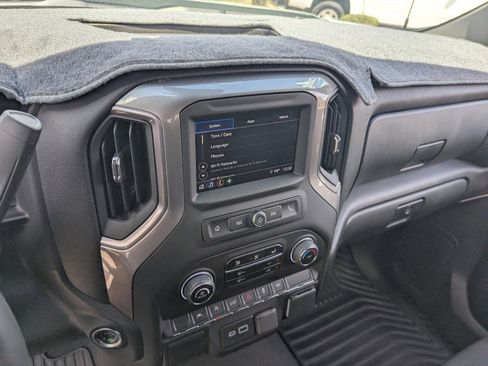 Used 2025 Chevrolet Silverado 1500 Custom image 26