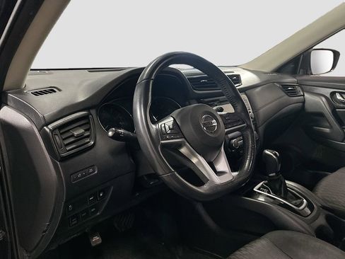 Used 2018 Nissan Rogue SV AWD/4WD image 10