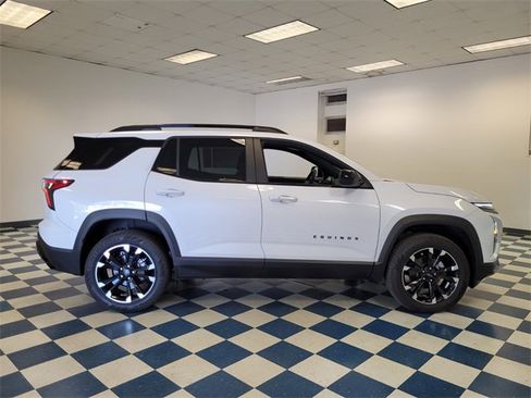 New 2026 Chevrolet Equinox RS w/ Convenience Package III image 11