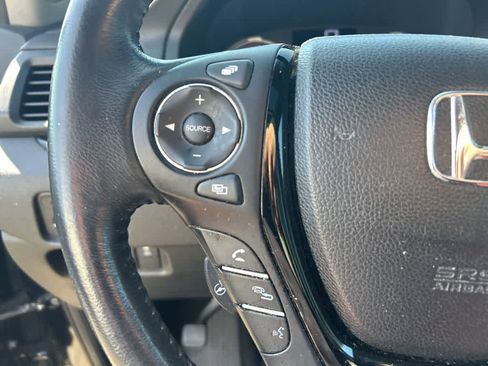Used 2017 Honda Ridgeline RTL-E image 4