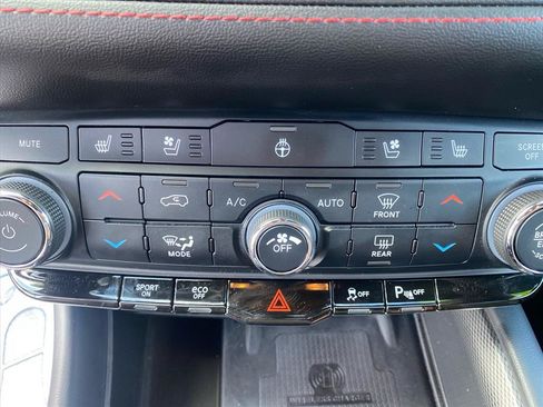 Used 2023 Dodge Durango R/T AWD/4WD image 15