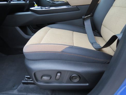 New 2026 Chevrolet Equinox ACTIV w/ Convenience Package III FWD image 13