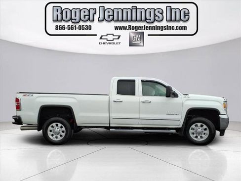 Used 2015 GMC Sierra 2500 SLT w/ Suspension Package, Off-Road image 5