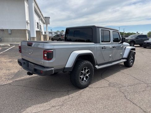 Used 2020 Jeep Gladiator Overland AWD/4WD image 7