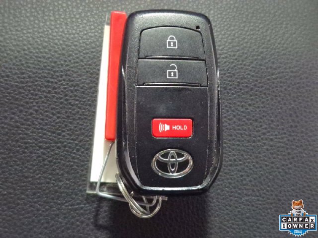 Used 2025 Toyota Tacoma TRD Sport AWD/4WD image 27
