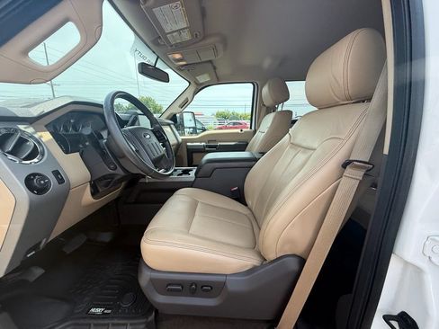 Used 2016 Ford F350 Lariat w/ Lariat Interior Package AWD/4WD image 11