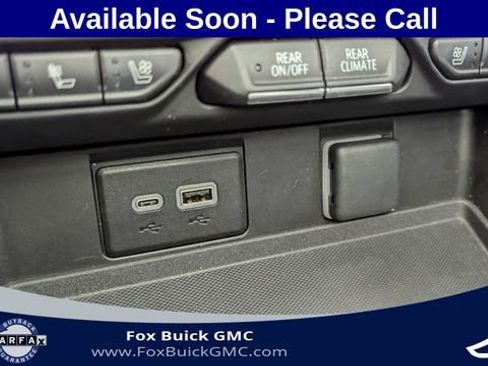 Certified 2023 GMC Yukon XL SLT w/ SLT Premium Package AWD/4WD image 21