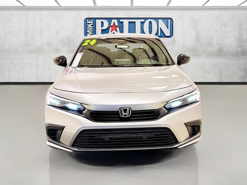 Used 2024 Honda Civic Sport image 2