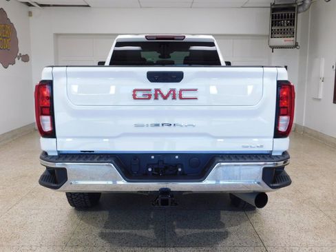 Used 2024 GMC Sierra 2500 SLE w/ SLE Convenience Package AWD/4WD image 5