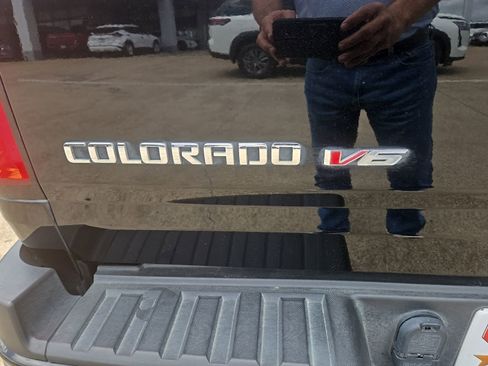 Used 2019 Chevrolet Colorado Z71 image 9