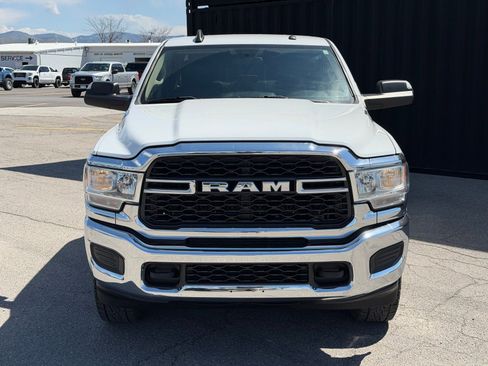 Used 2019 RAM 3500 Tradesman w/ Chrome Appearance Group AWD/4WD image 3