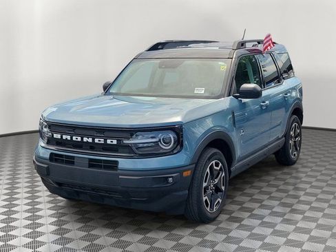 Certified 2023 Ford Bronco Sport Outer Banks w/ Tech Package AWD/4WD image 3