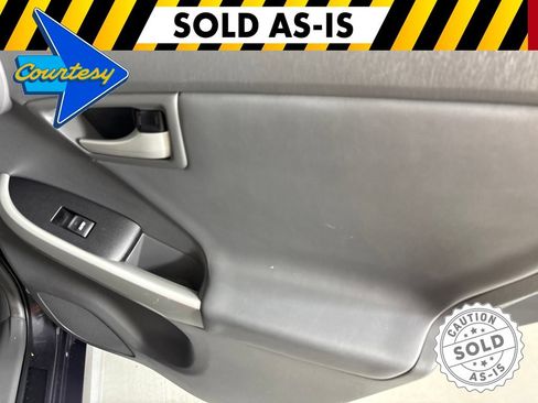 Used 2011 Toyota Prius Four w/ Solar Roof Pkg FWD image 17