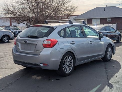 Used 2012 Subaru Impreza 2.0i Premium image 3