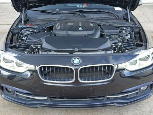 Used 2018 BMW 330i Sedan RWD image 7