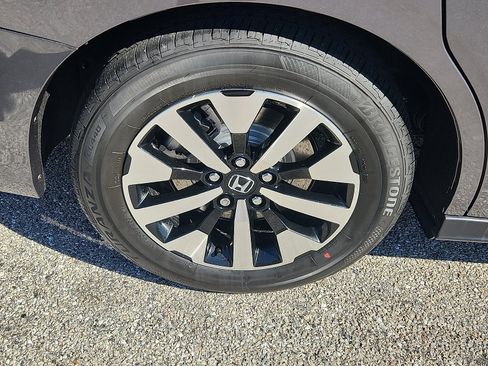 New 2026 Honda Odyssey EX-L image 5