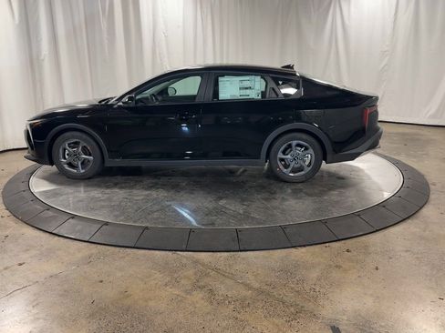 New 2025 Kia K4 LXS image 7