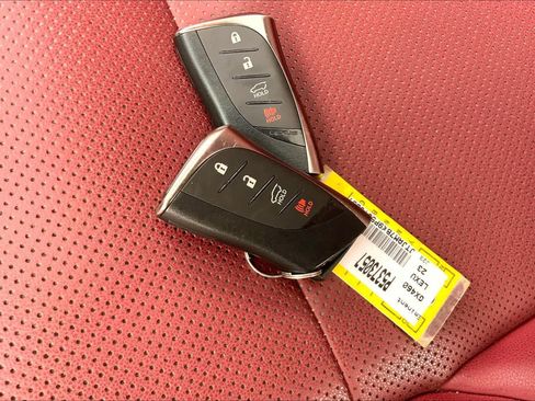 Used 2023 Lexus GX 460 Premium w/ Premium Package AWD/4WD image 15