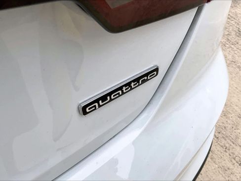 Used 2023 Audi A4 2.0T Premium w/ Convenience Package AWD/4WD image 10