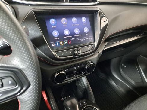 Used 2023 Chevrolet TrailBlazer RS w/ Sun and Liftgate Package image 18