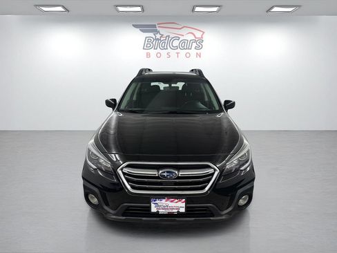 Used 2019 Subaru Outback 2.5i Premium AWD/4WD image 2