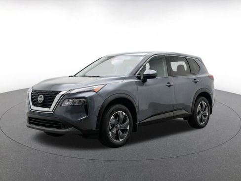 Used 2025 Nissan Rogue SV AWD/4WD image 3