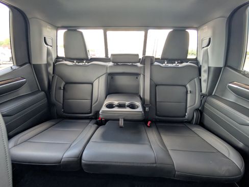 Used 2024 Chevrolet Silverado 1500 LT Trail Boss w/ Convenience Package II image 14