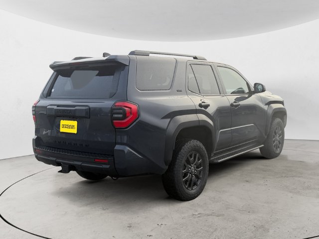 Used 2025 Toyota 4Runner SR5 AWD/4WD image 5