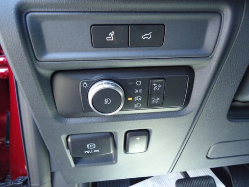 Used 2022 Ford Expedition Max Limited image 15