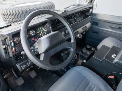 Used 1993 Land Rover Defender 110 AWD/4WD image 35