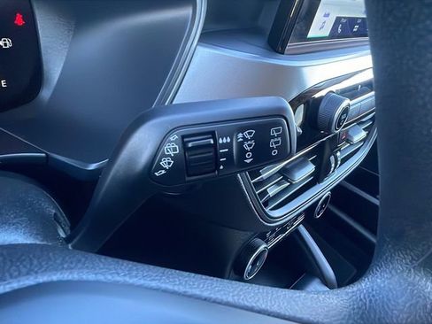 Used 2025 Ford Escape Active image 26