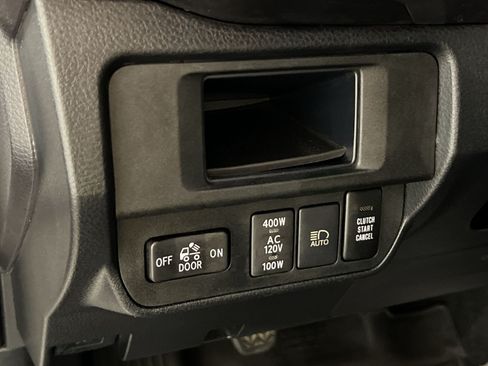 Used 2019 Toyota Tacoma TRD Pro AWD/4WD image 39