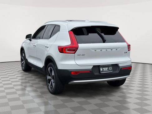 Certified 2023 Volvo XC40 B5 Plus w/ Protection Package Premier AWD/4WD image 5